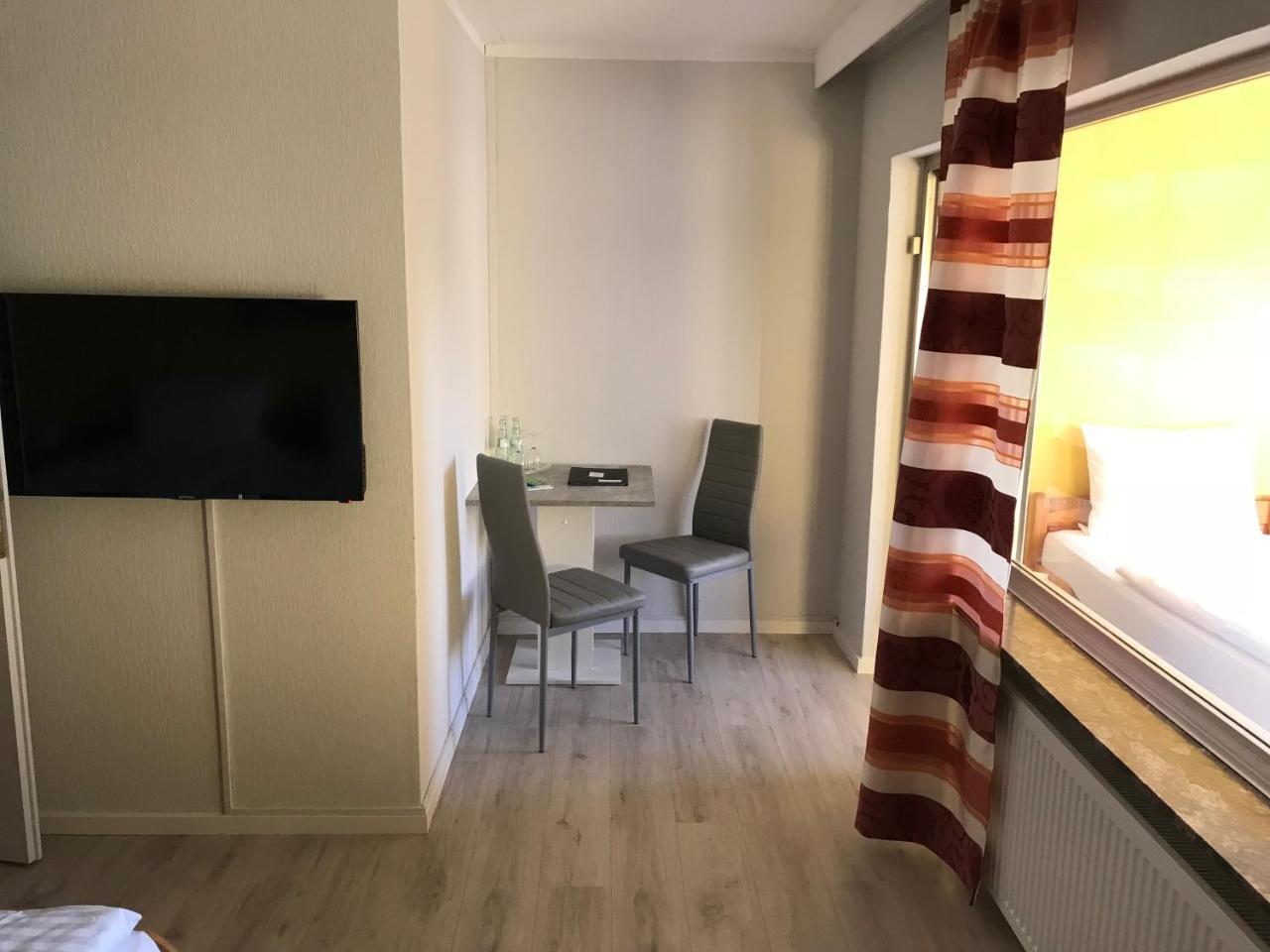 Hotel Zum Ochsen Wonsheim Extérieur photo