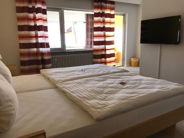 Hotel Zum Ochsen Wonsheim Extérieur photo